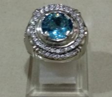 Cincin Batu Swiss Blue Topaz